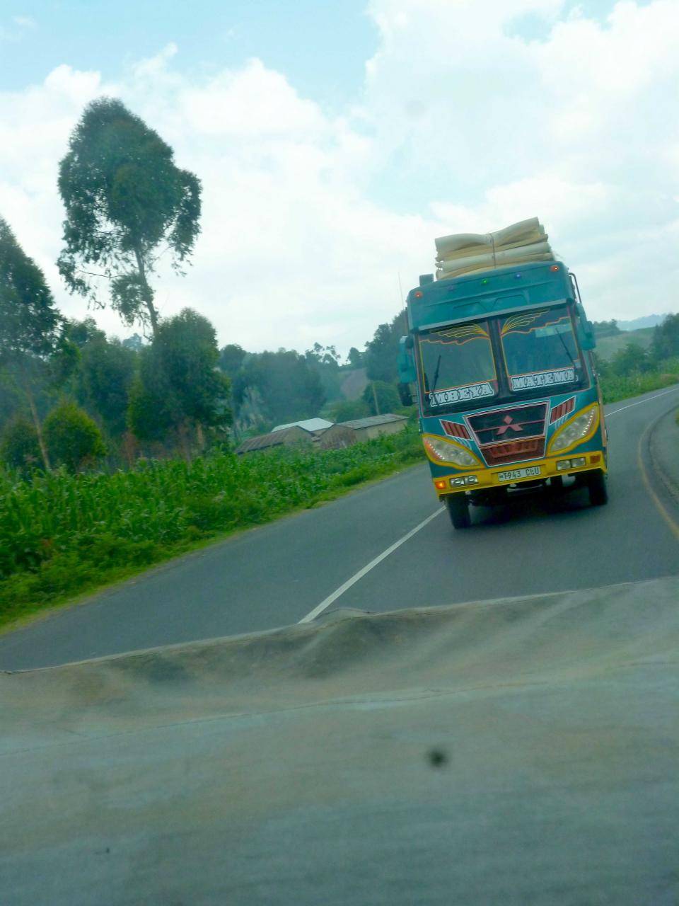 On the road in Tanzania. Photo: Thomas Coly On the road in Tanzania. Photo: Thomas Coly