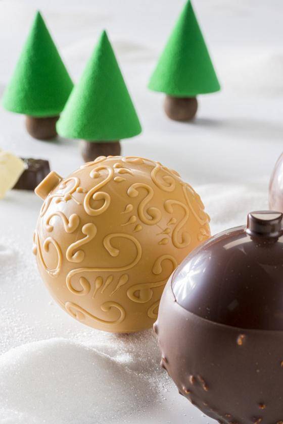 penguin-mold-chocolate-christmas