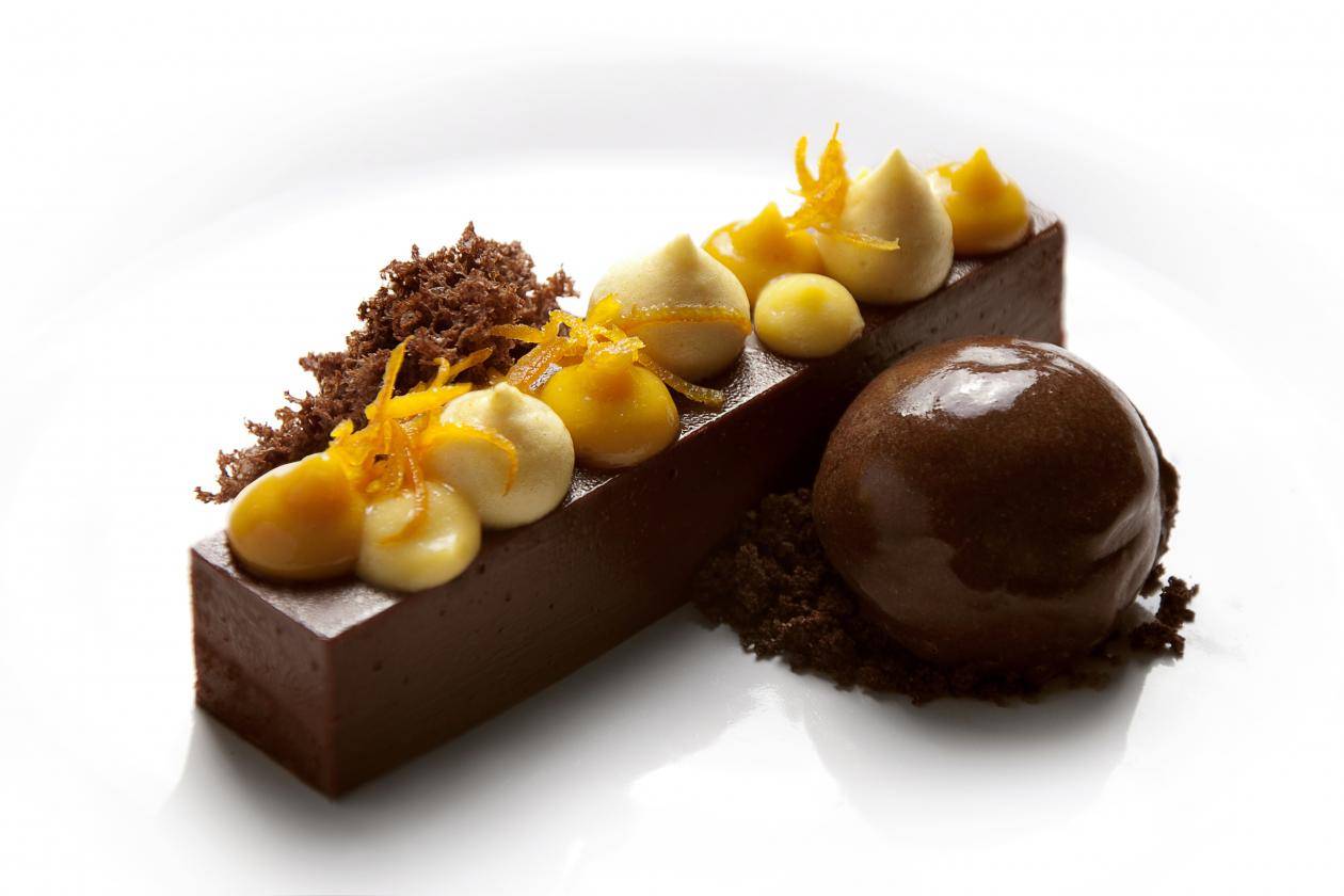 Chocolate composition by Zoё Wager. Photo: Laura Lajh Prijatelj