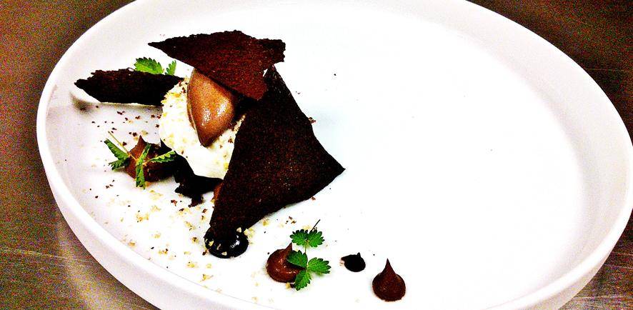 Chocolate textures. Photo: courtesy of Mauro Colagreco