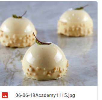 Modern mini pastry (2-day course) by Naomi Wahl