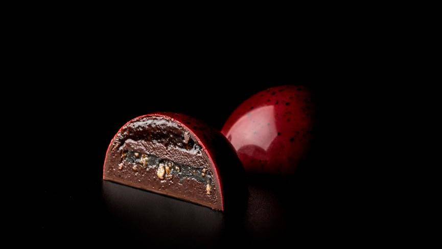 Cacao Barry® Fleur de Cao and Pepper Ganache Bonbon