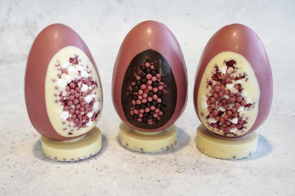 Easter Eggs with Inclusions