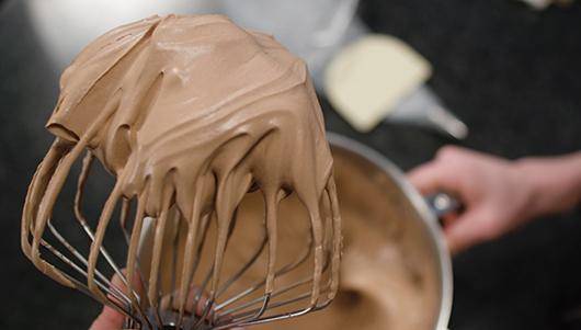 Schokoladenmousse mit Callebaut Fertigmischung