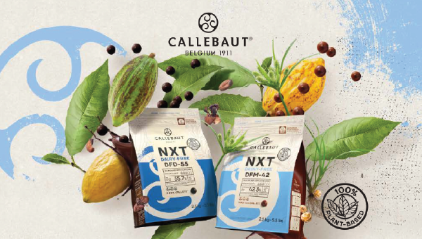 Logo Callebaut con bolsas del chocolate vegano NXT.