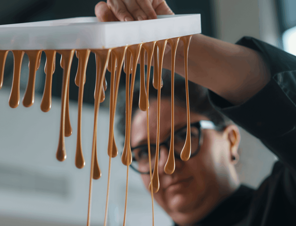 Minette Smith using callebaut gold chocolate