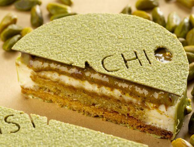 pistachio tart cross section