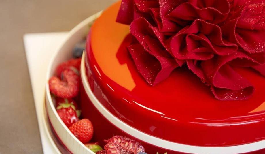 Торт "Красные ягоды-йогурт"