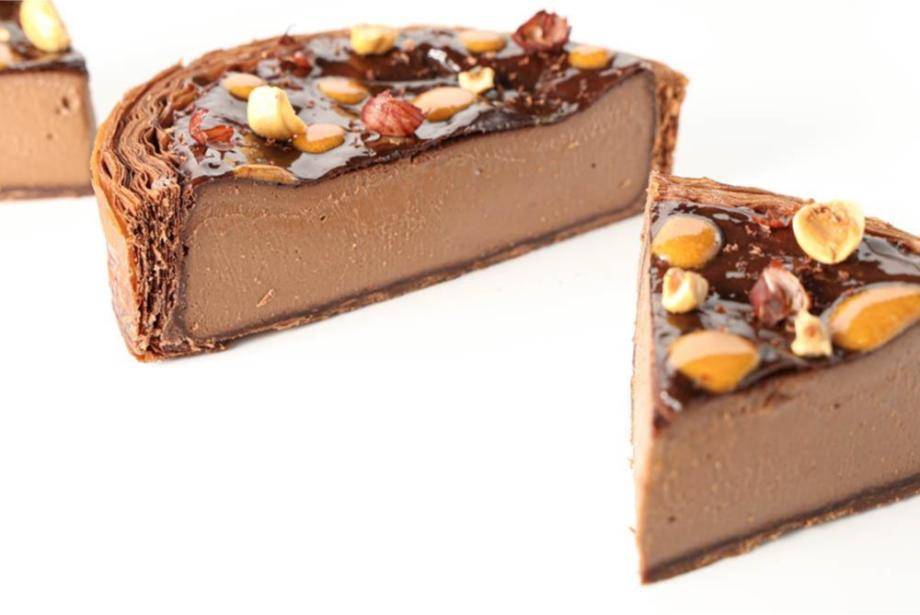 Hazelnut praliné flan