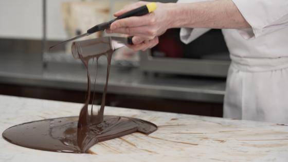 Tempering: The Table Tempering Method